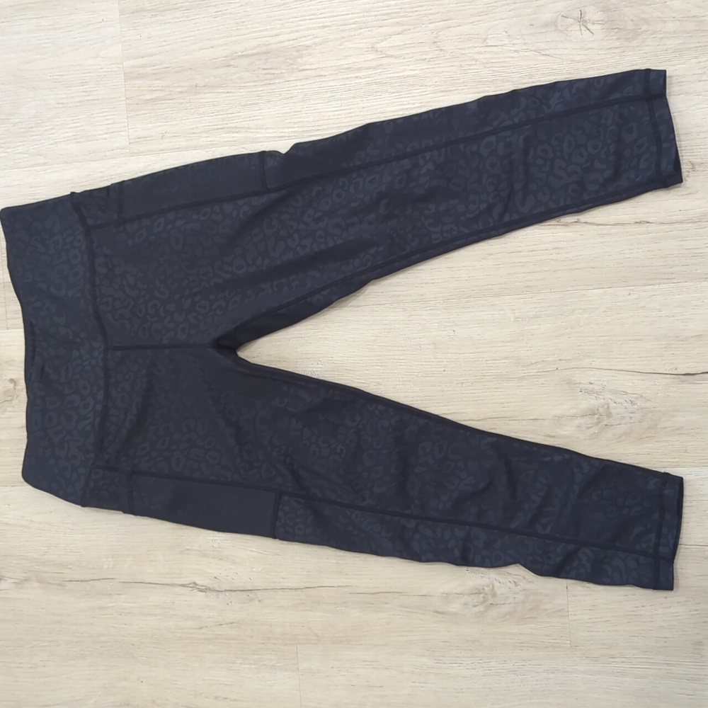 Constantly Varied Gear Capri Length Leggings